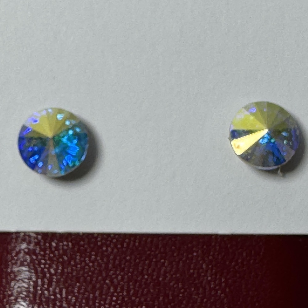 Monet Crystal AB Rivoli Round Stud Earrings Silver Tone Iridescent Post Pierced - Picture 1 of 8